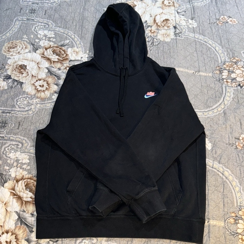 NIKE SWEATER